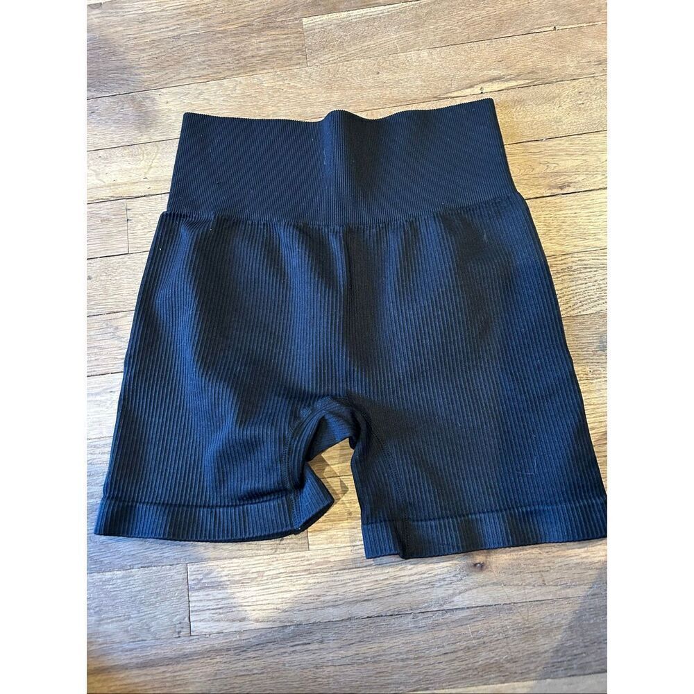 Spanks compression shorts size small